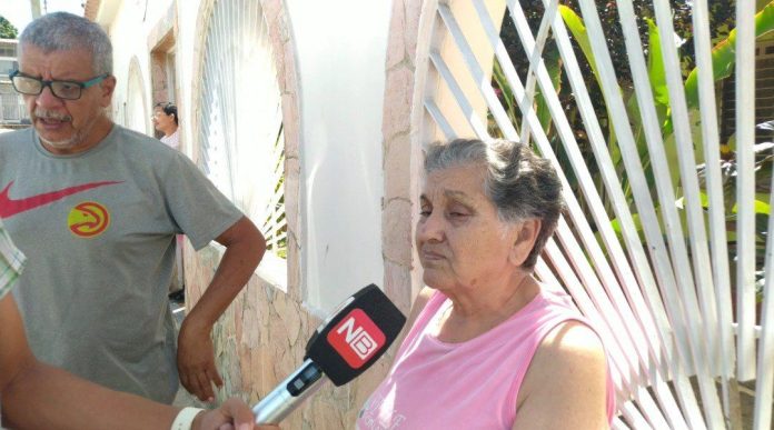 Comunidad Luis Hurtado Higuera denuncian terrible bote de aguas servidas