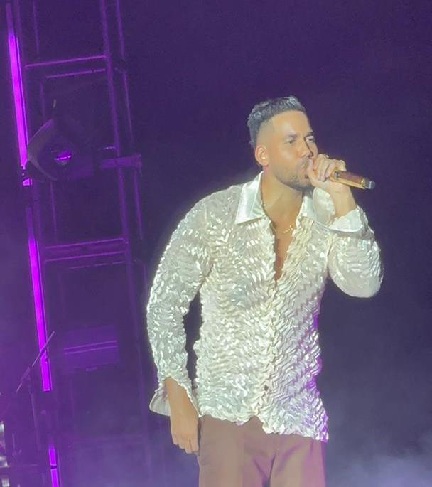 Romeo Santos tardó ocho horas para presentarse en su concierto en Caracas