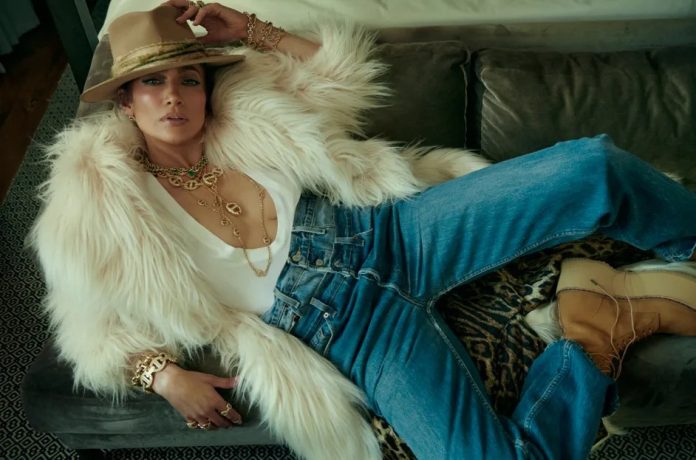Jennifer López lanzó su nueva canción 'Can't Get Enough'