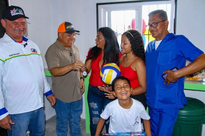 Seis familias del municipio Morán fueron beneficiadas con viviendas de calidad