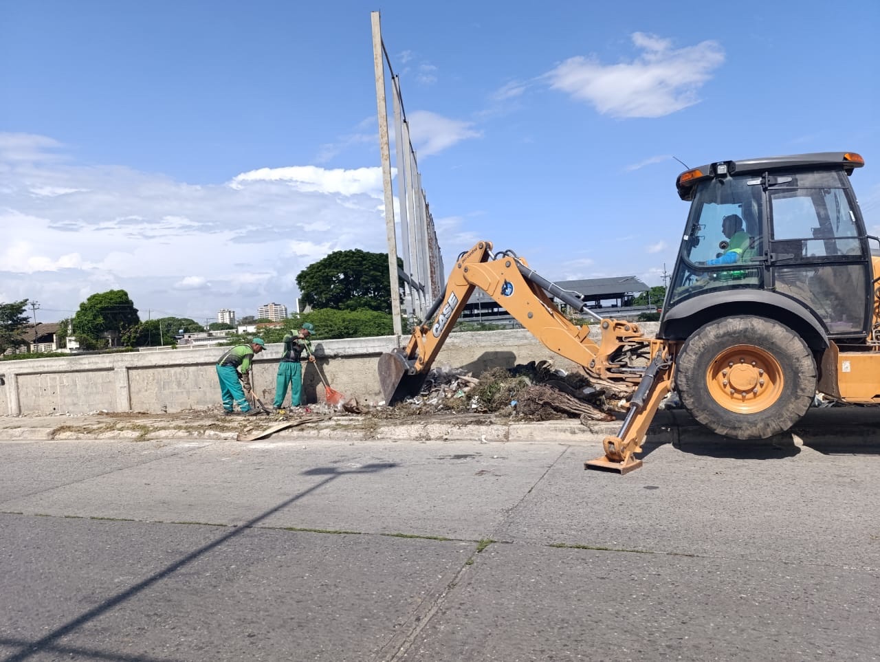 IMAUBAR retiró más de 61 toneladas de desechos en el saneamiento de la calle 37 de Barquisimeto