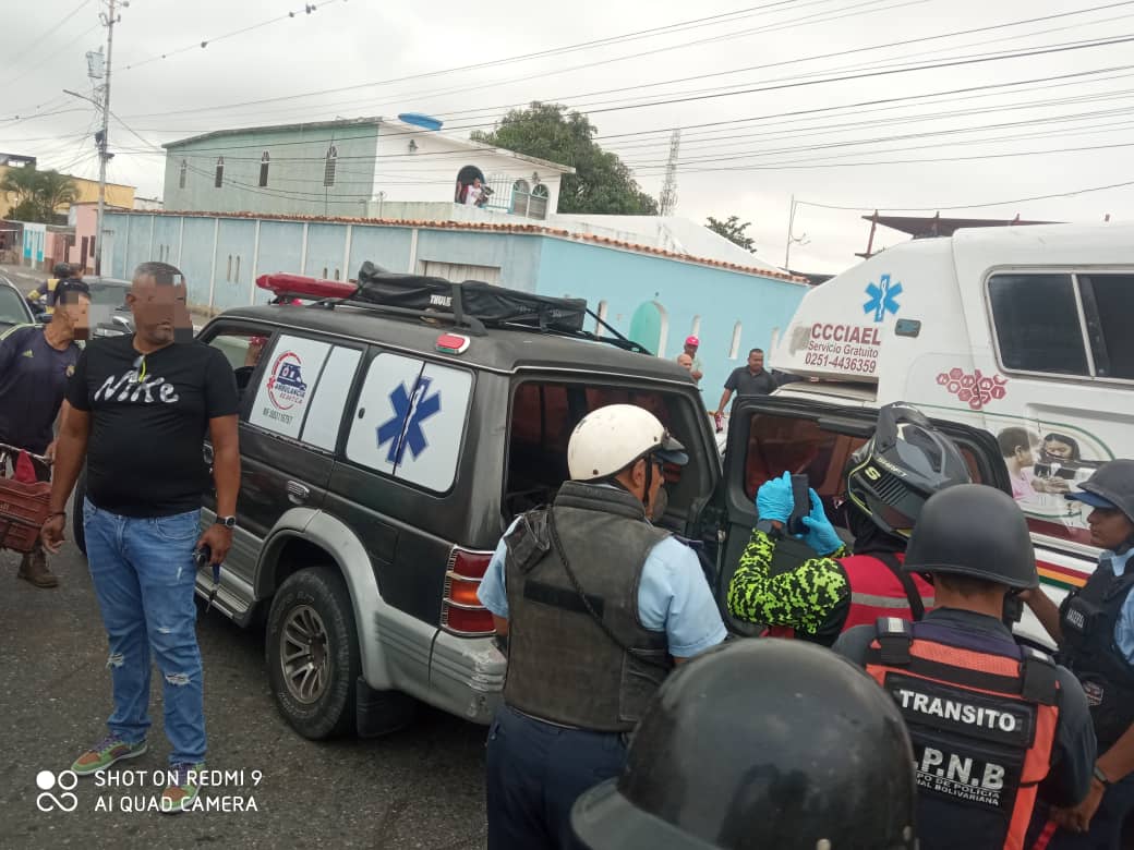 Siete lesionados fue el saldo de una colisión en la carrera 28 con calle 47 de Barquisimeto