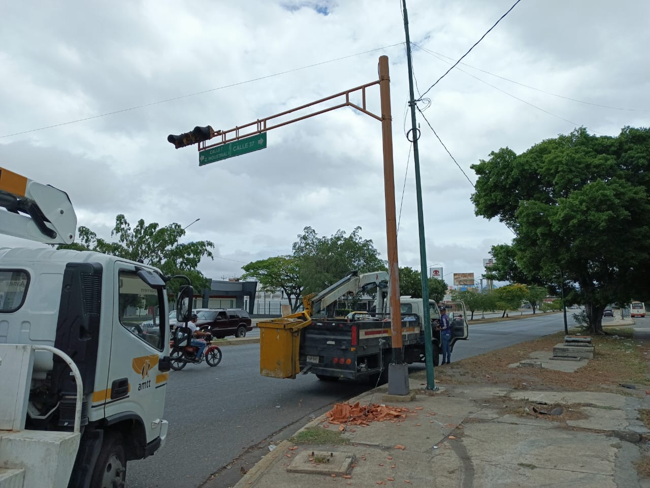 Semáforo de la Av. Libertador con 37 fue restablecido por la AMTT