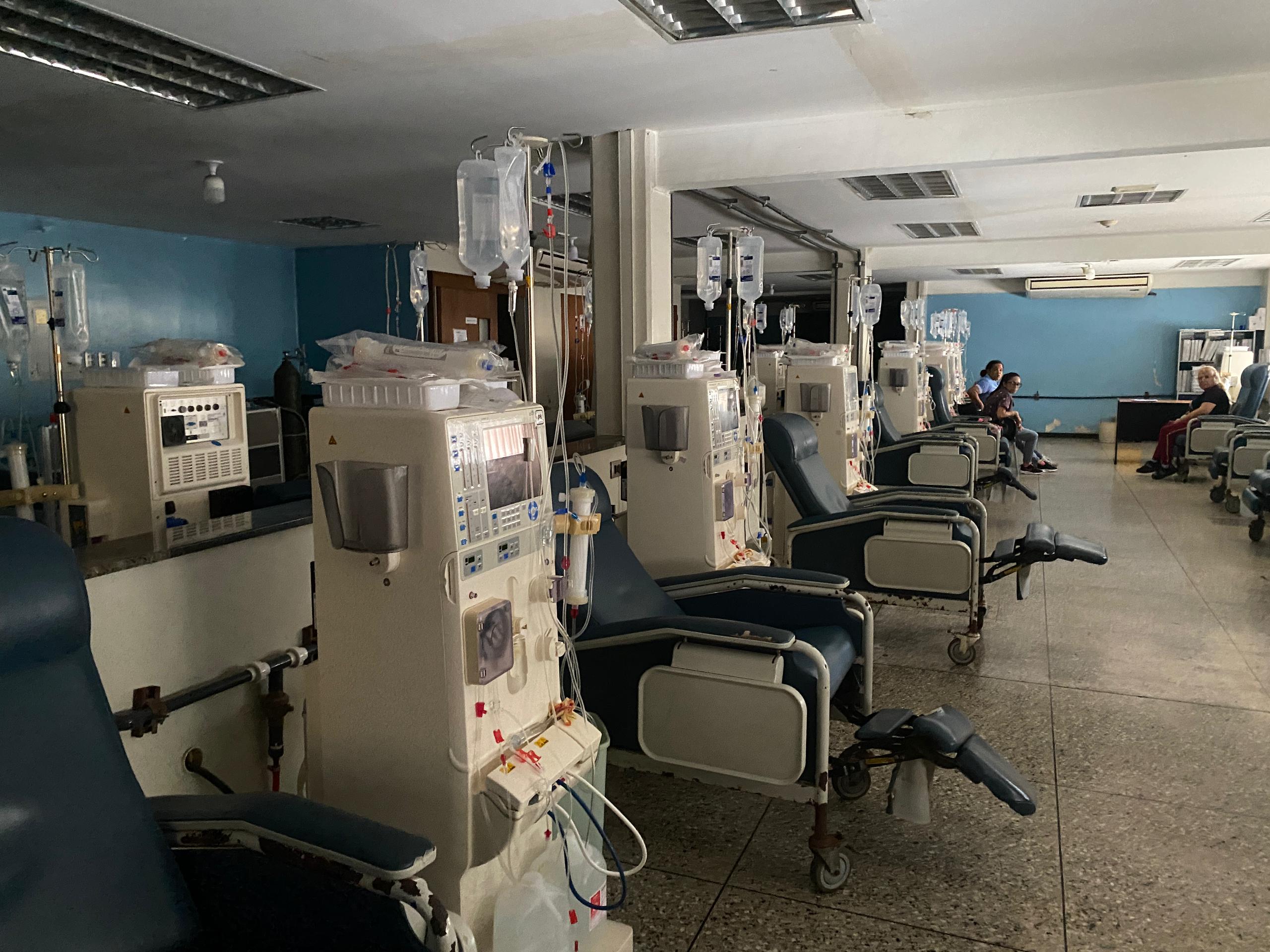 Pacientes renales de Barquisimeto piden «plan de emergencia de diálisis» ante Apagón Nacional