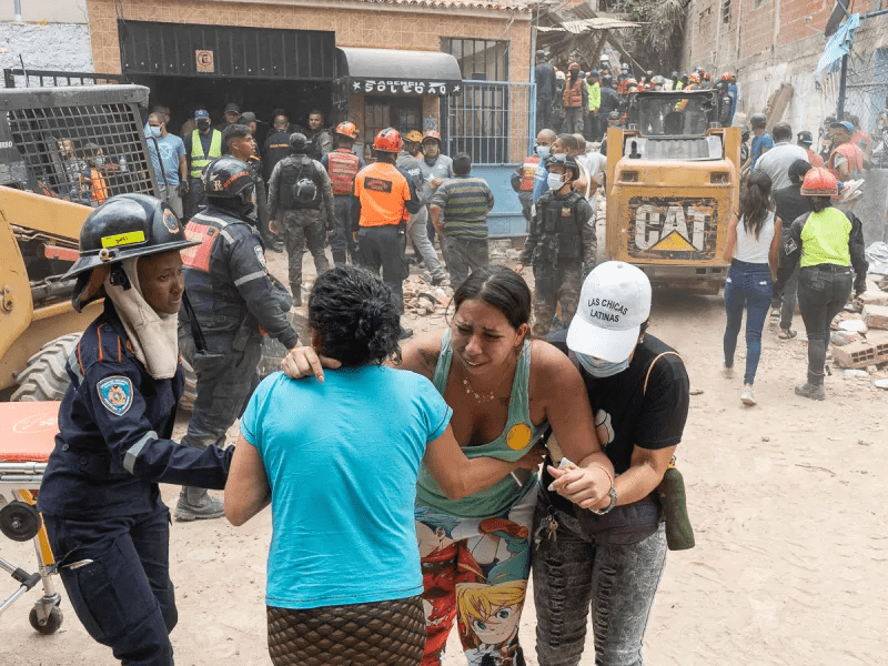 Asciende a 12 fallecidos tras explosión de bombona de gas en Petare