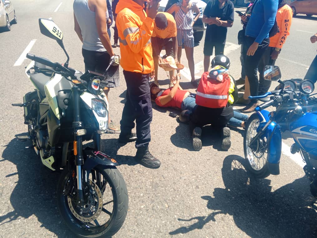 ¡Nueva colisión! Accidente de tránsito en El Garabatal deja a motorizado lesionado