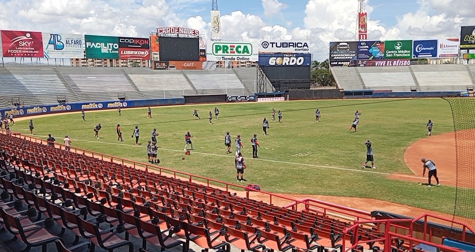 Alcaldía de Iribarren reitera su compromiso con Cardenales de Lara