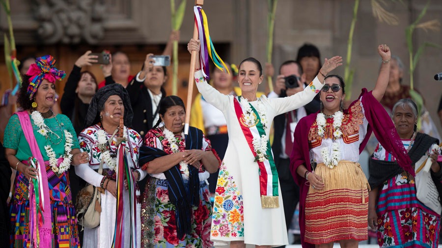 ¡Legado! Sheinbaum continuará con las mañaneras que realizaba López Obrador