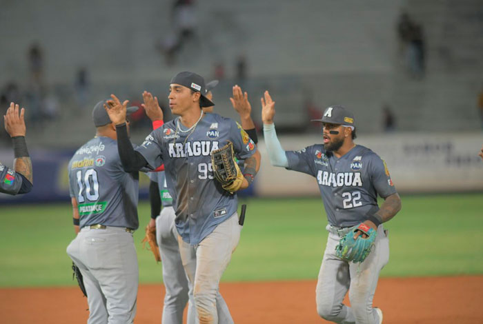 Tigres derrota a Cardenales en Barquisimeto
