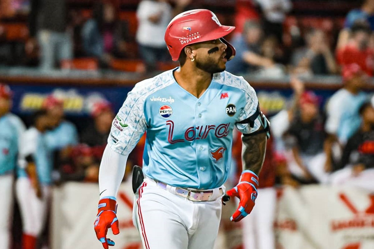 Cardenales de Lara le dio pela a Tiburones de La Guaira