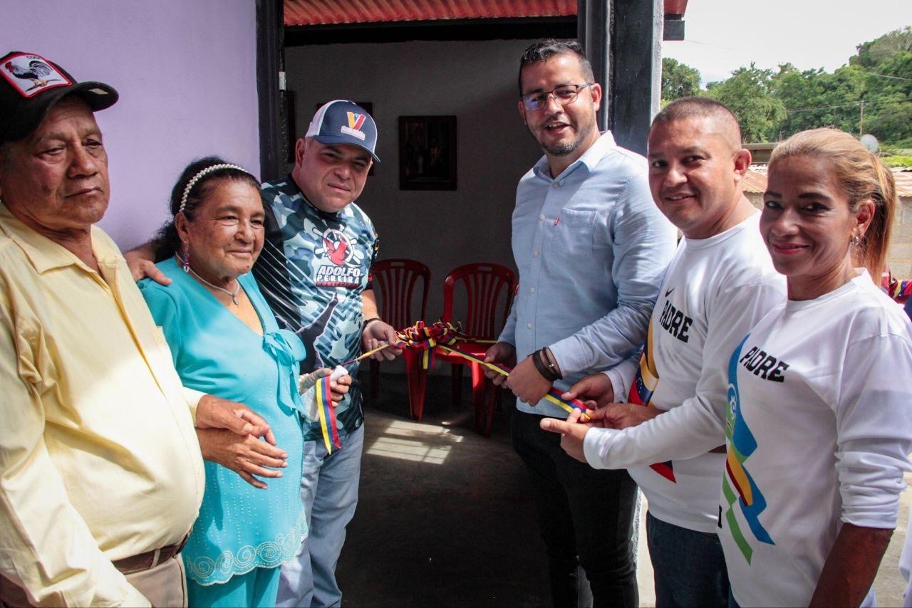 Entregan viviendas a los habitantes en Crespo