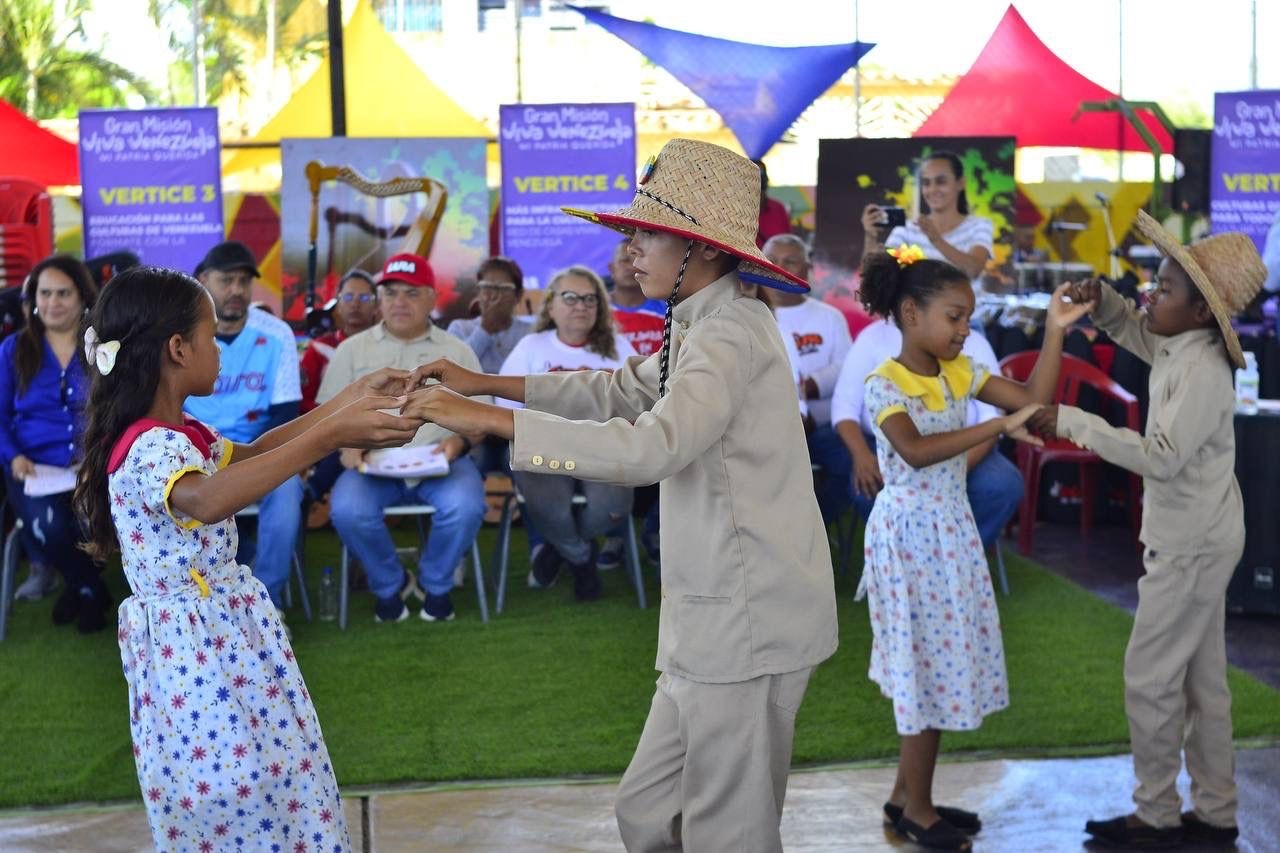 Gran Misión Viva Venezuela se fortalece con entrega de instrumentos musicales en Iribarren