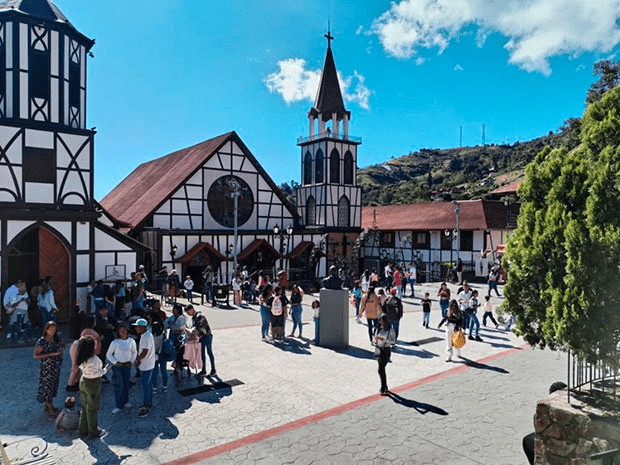 La Colonia Tovar registra gran afluencia de Turistas