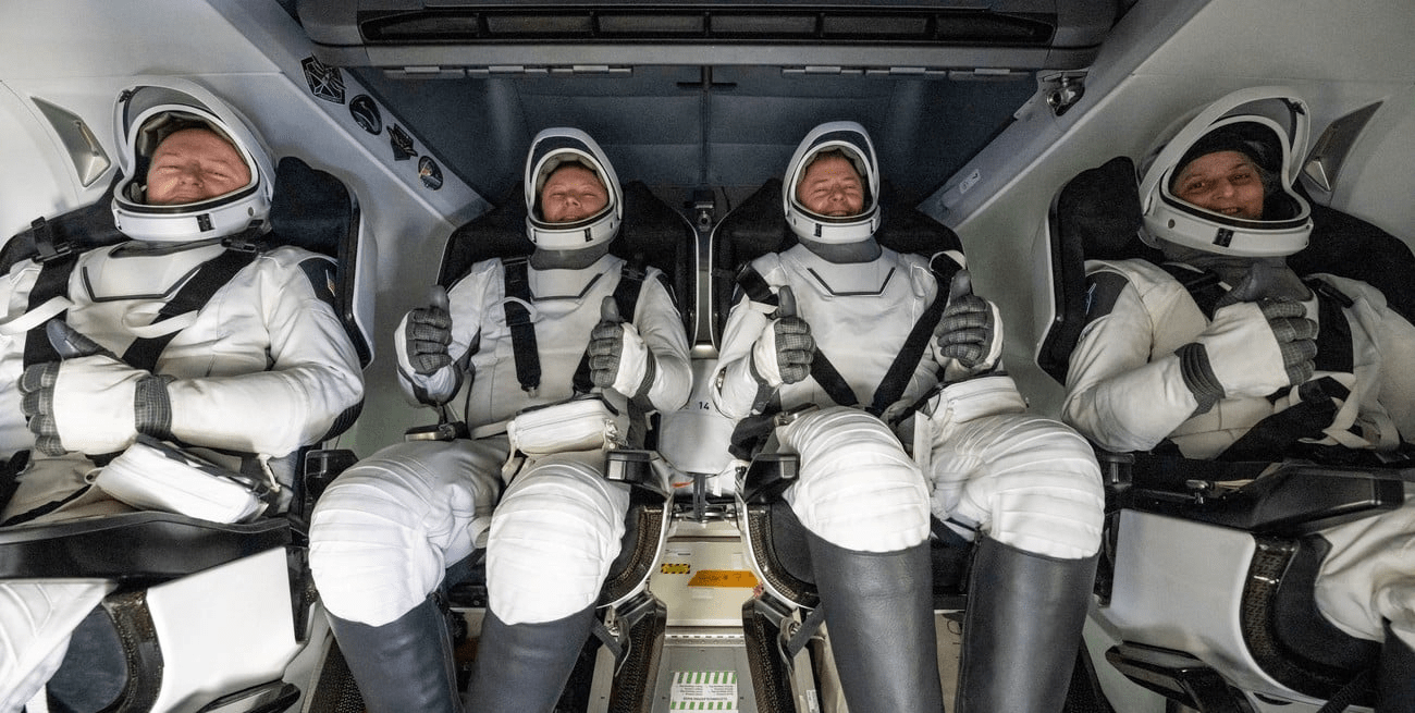 Williams y Wilmore regresan a casa tras nueve meses varados en el espacio