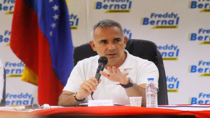Freddy Bernal hace un llamado a los conductores de motos a evitar accidentes