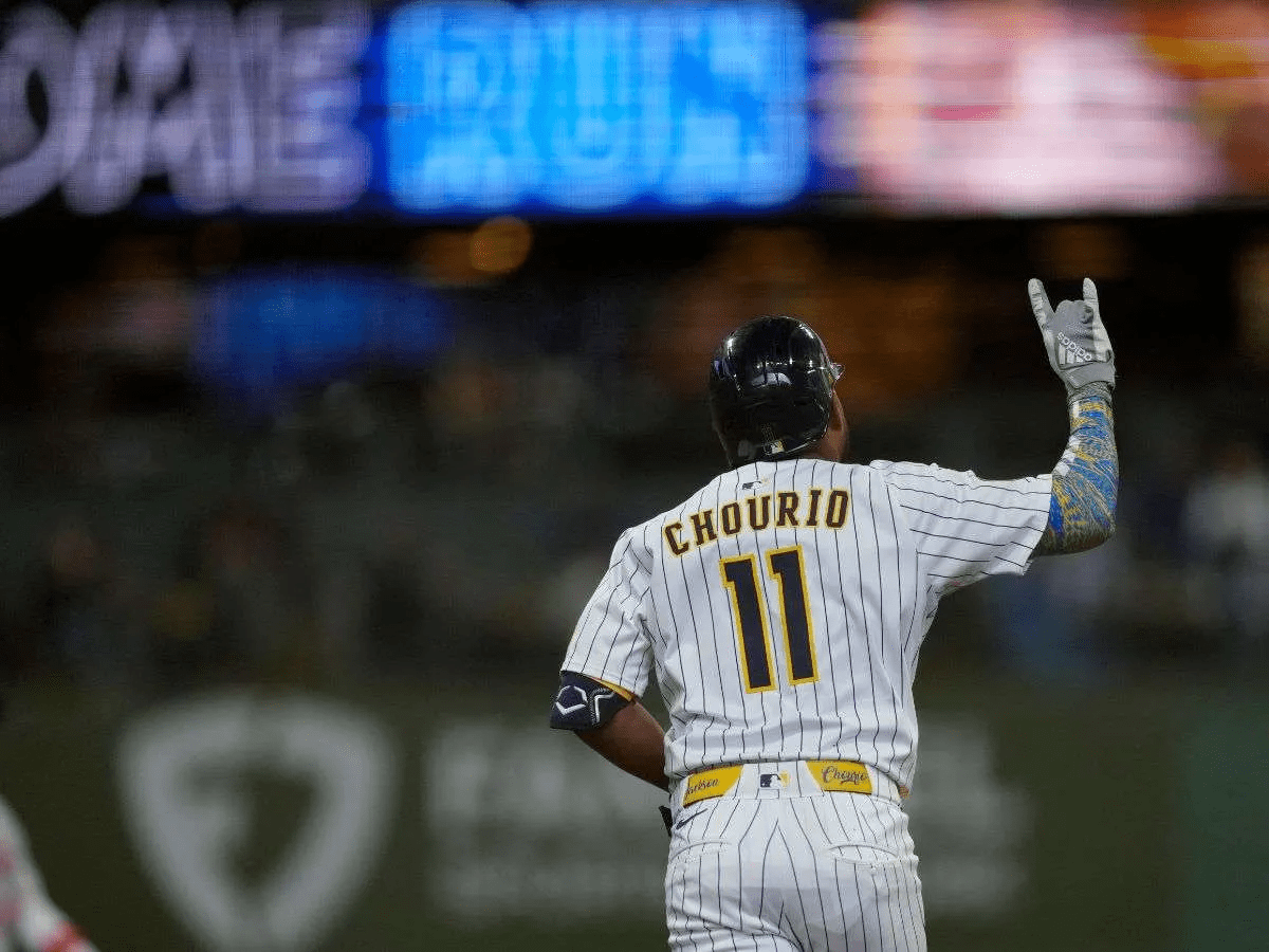 MLB: El Venezolano Jackson Chourio de los Cerveceros de Milwaukee anda desatado con el madero