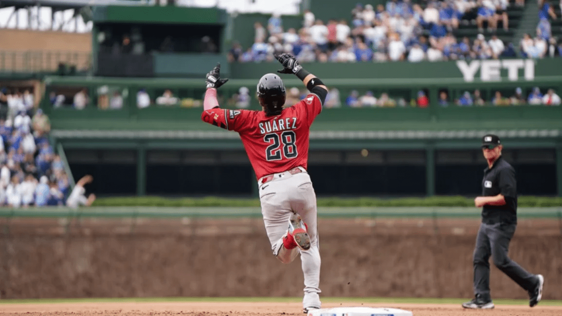 MLB: El Venezolano Eugenio «Bolibomba» Suárez de Arizona hace estallar Chicago con un Grand Slam