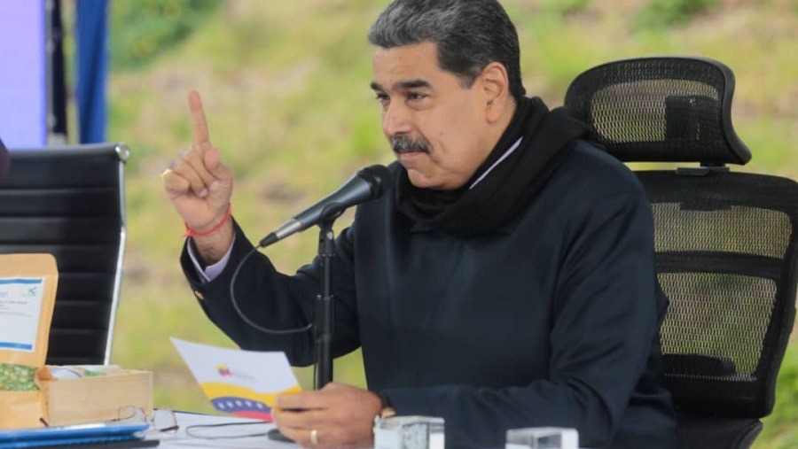 «No somos, ni seremos, patio trasero de nadie», afirmó Maduro ante las presiones geopolíticas