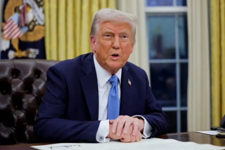 Trump dice que la frontera ahora es «perfecta y está al 100 %»