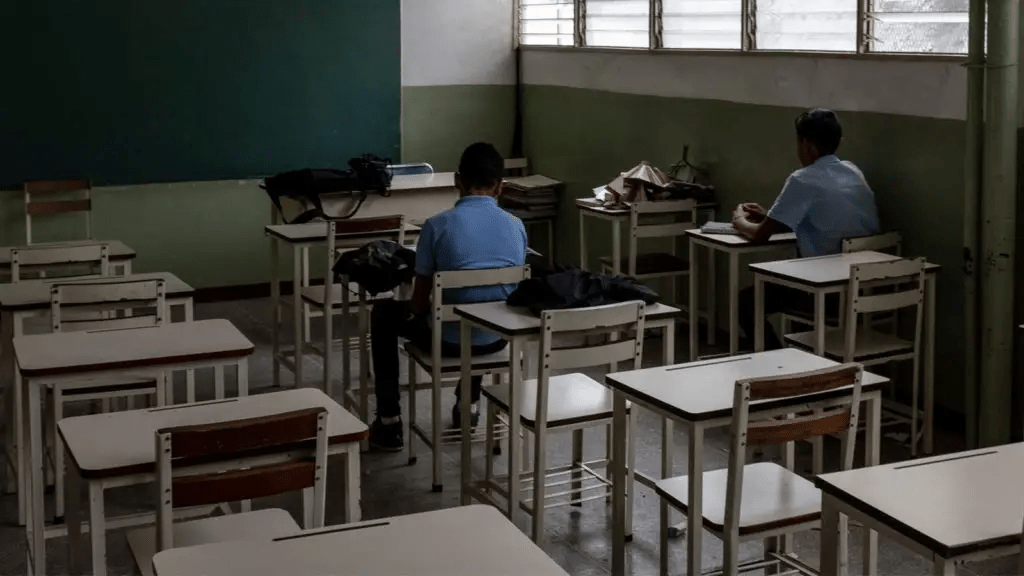 Advierten sobre factores que desencadenan la deserción escolar en Venezuela