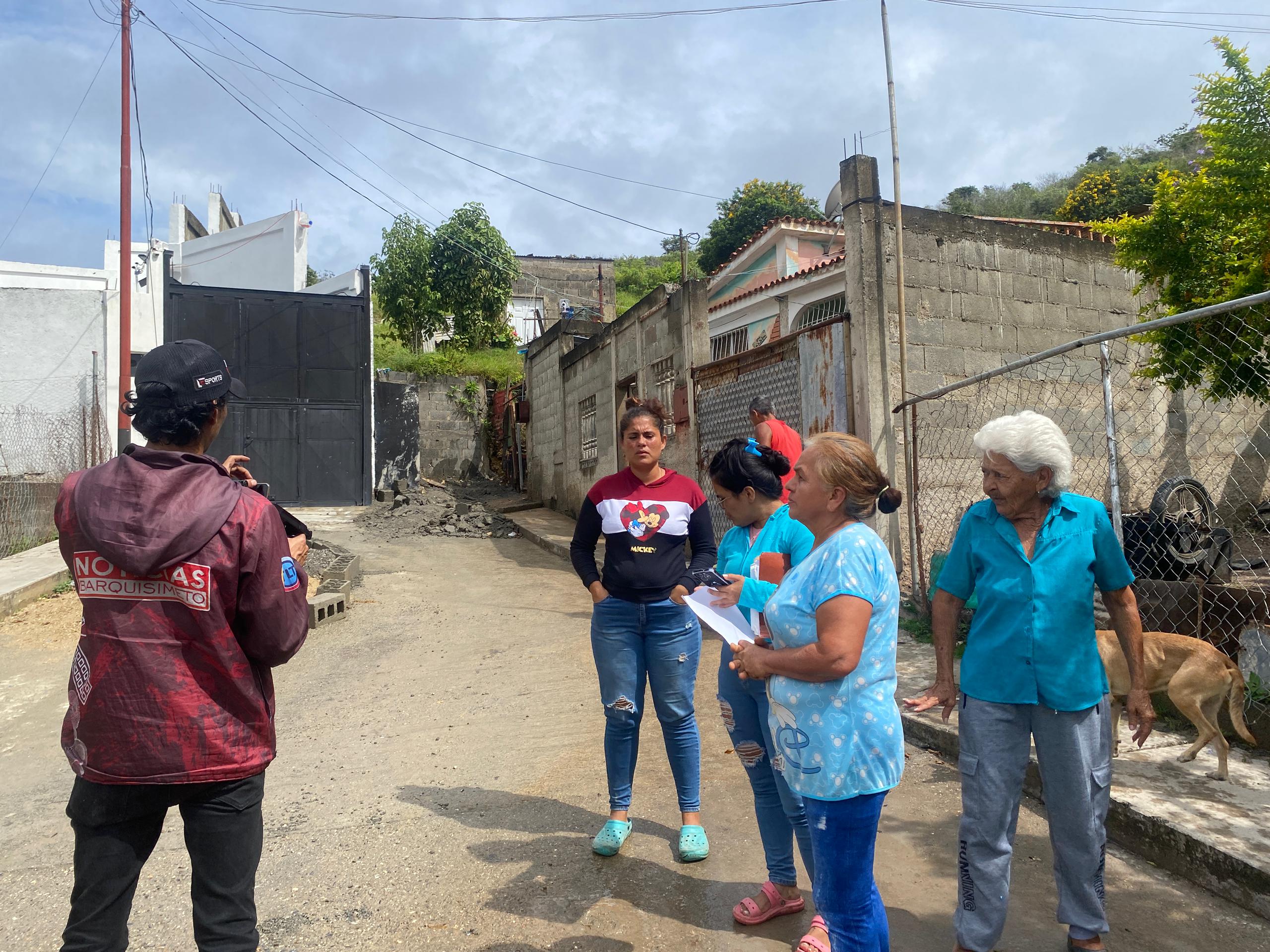 “En 45 días nos matamos aquí”: Conflicto en el barrio Las Clavellinas se complica
