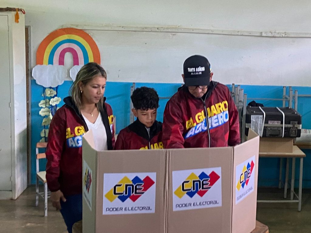 Yanys Agüero tras ejercer su derecho al voto: ''Por el futuro de Iribarren, seré el alcalde vencedor''