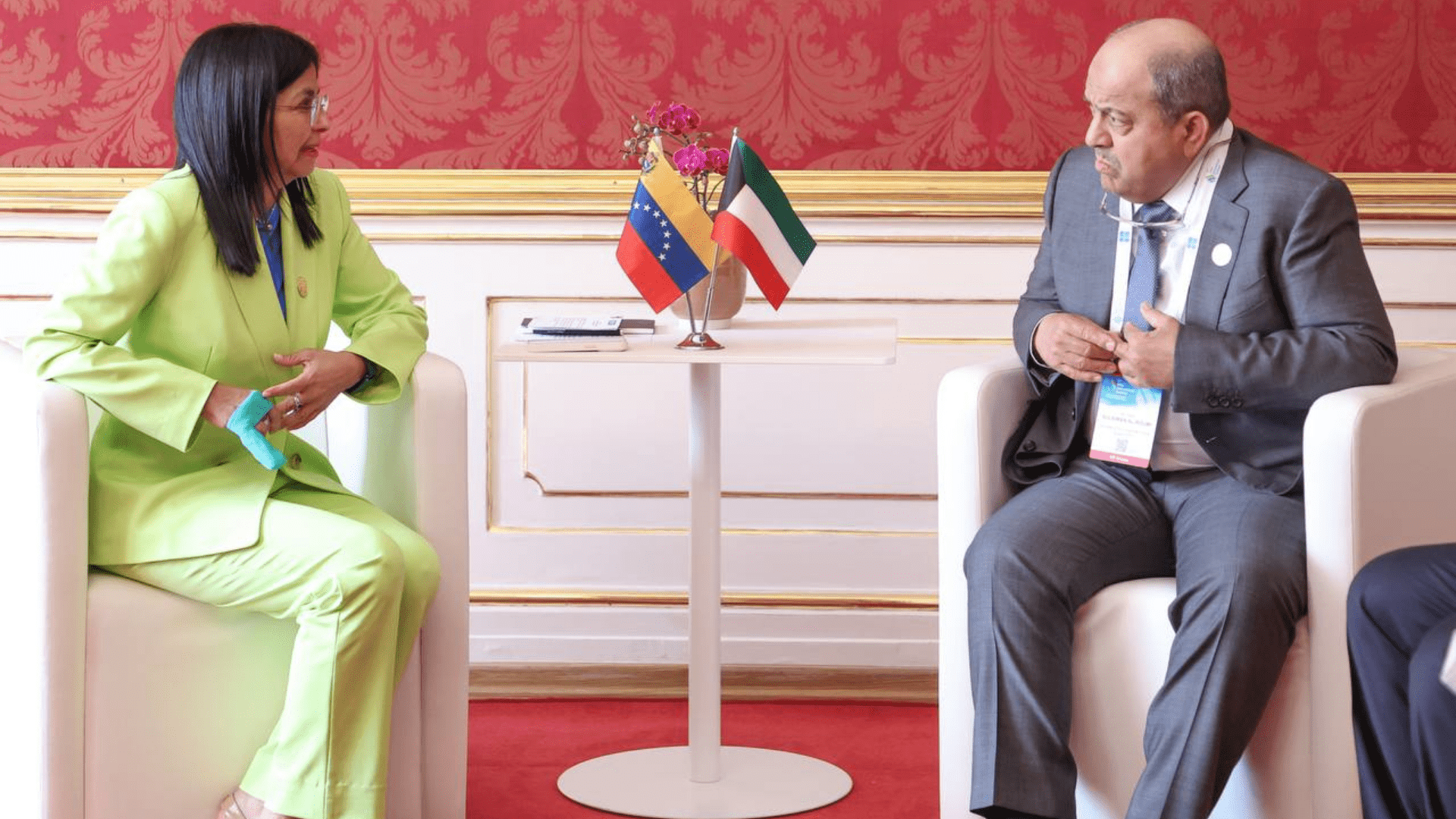 Venezuela busca crear equilibrio en mercado energético tras reunirse con representantes de Kuwait y Emiratos Árabes Unidos