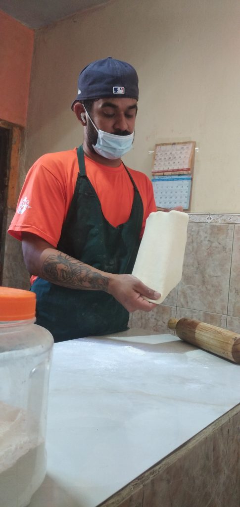 De las manos a la mesa: El sabor de la perseverancia