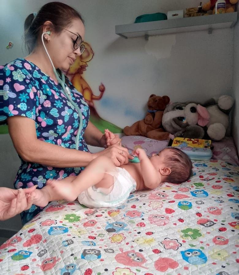 Atendiendo a los recién nacidos