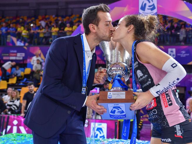 ¡La gran final del Mundial de Voleibol Femenino 2025 tiene un tinte de telenovela!