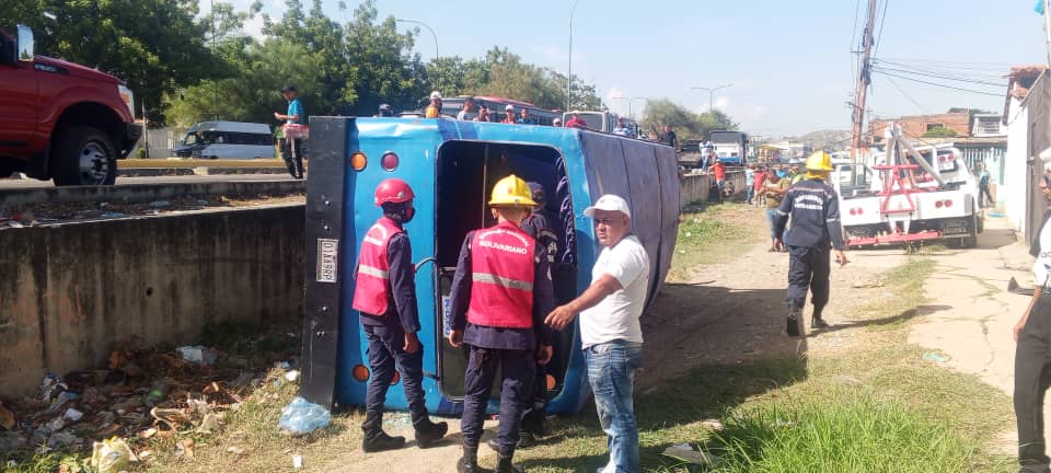 Tragedia en Barquisimeto: Buseta arrolla y mata a madre de 4 hijos en la Av. Florencio Jiménez