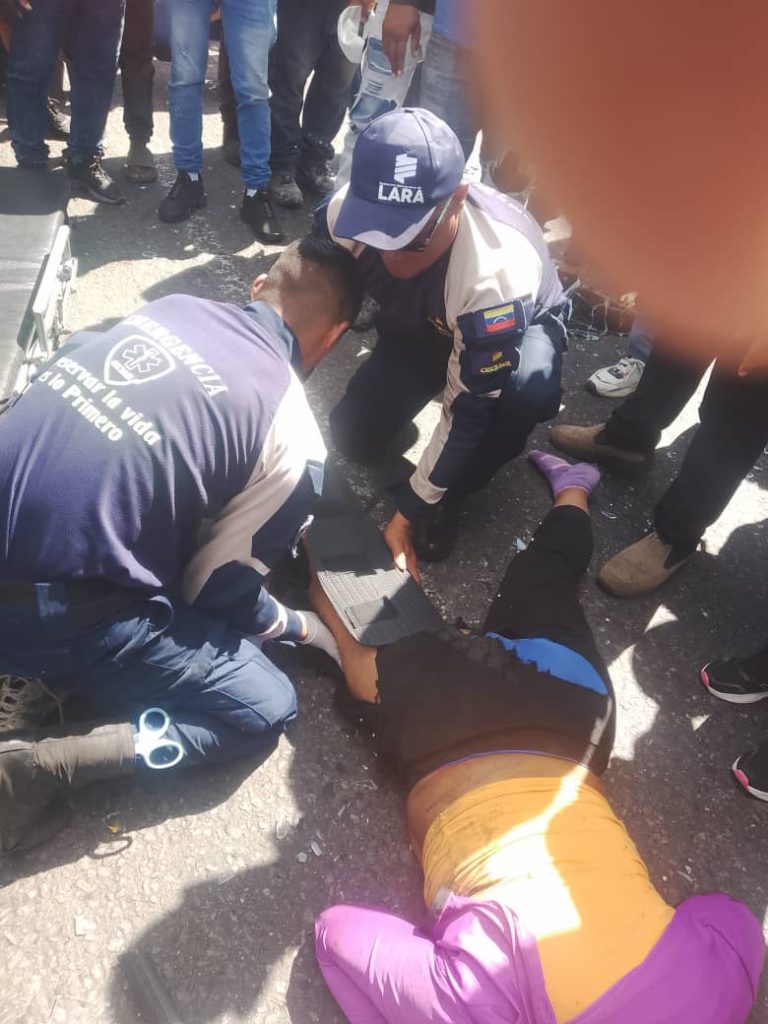 ¡Tragedia en Barquisimeto! Falla mecánica de buseta, expulsa a pasajera por el parabrisas