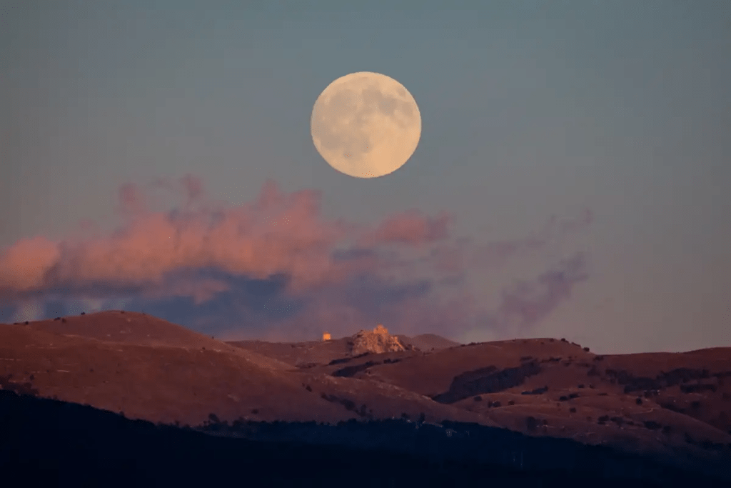 Lo que Viene Después de la Luna Llena