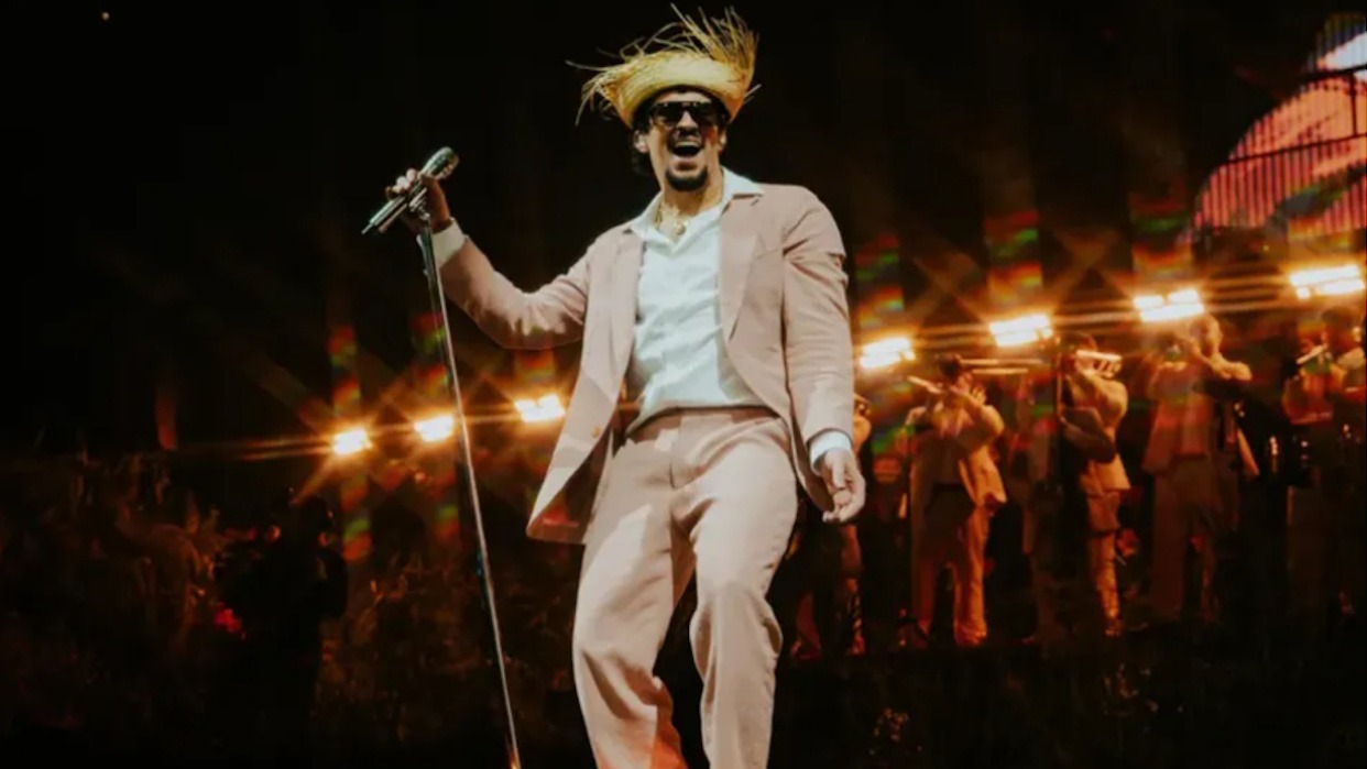 Lewandowski: "La ICE supervisará el Super Bowl de Bad Bunny"